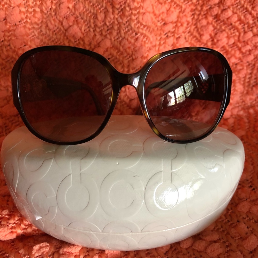Coach Fashion Sunglasses with Original Case